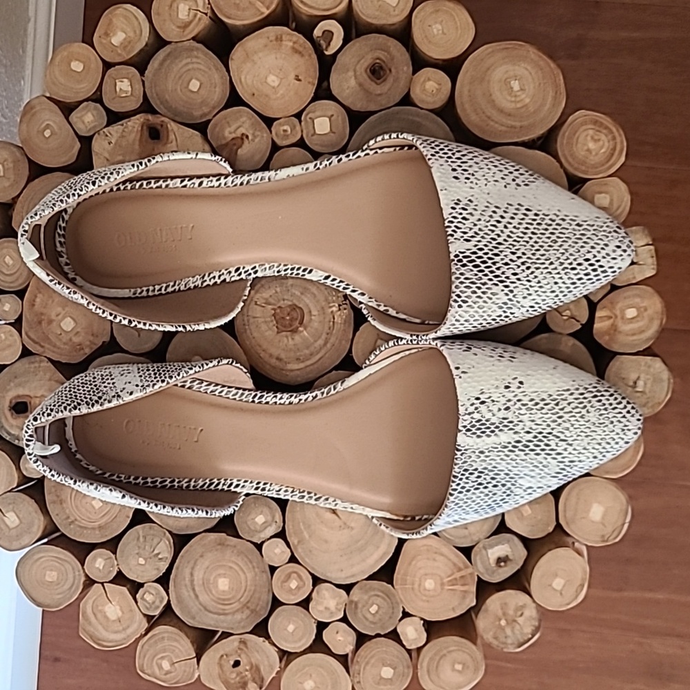 Old Navy snakeskin flats.